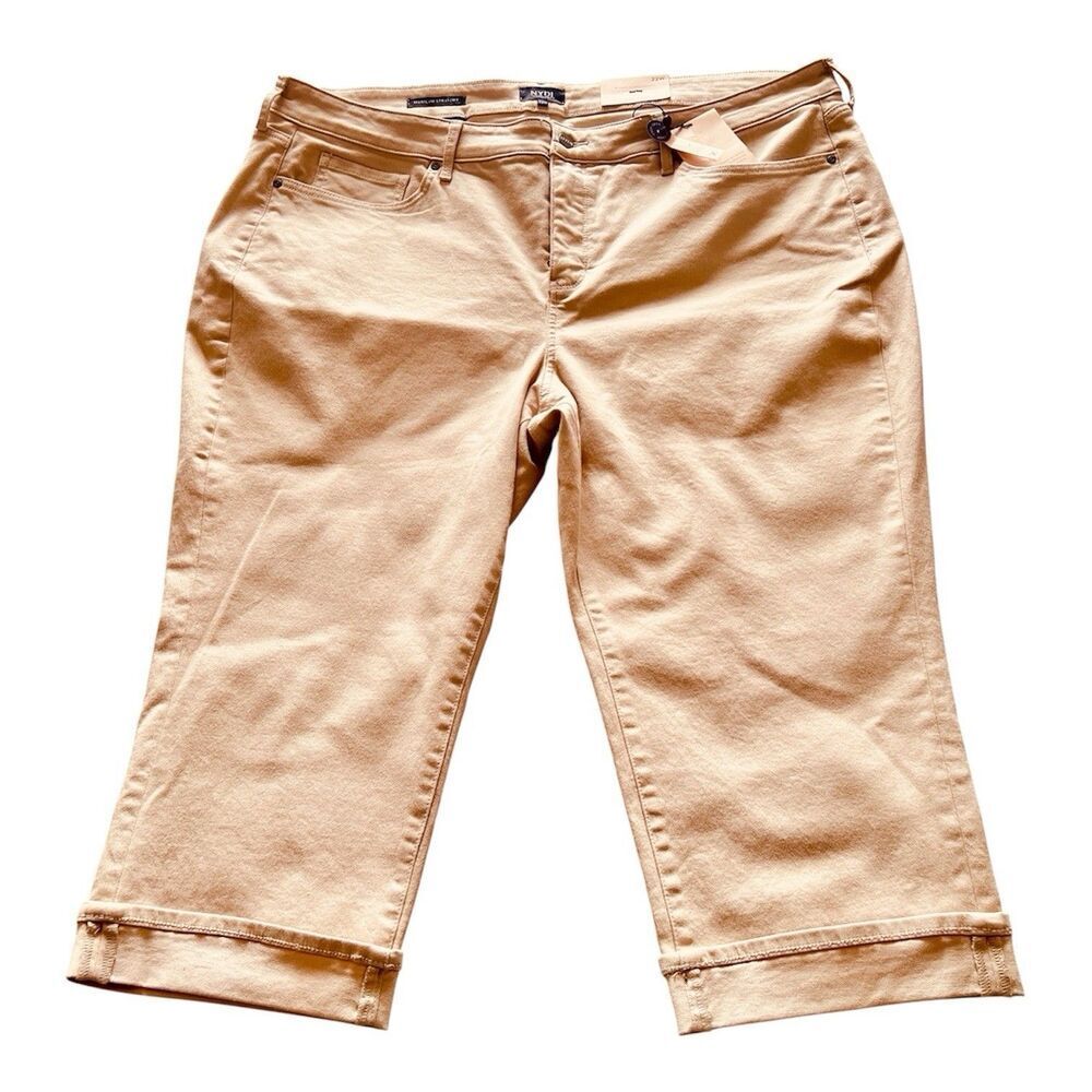 NYDJ Capri Cuffed Ivory Jeans Size 22W Marilyn Straight NWT LiftxTuck